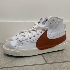 Nike Blazer Mid ‘77 Jumbo (NEVER WORN)